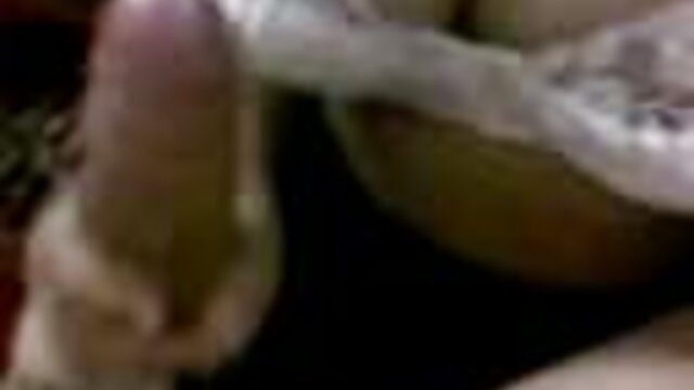 HD :  Nørdet studerende får sin dong suget af analsexporno en pornoblondine Videoer 