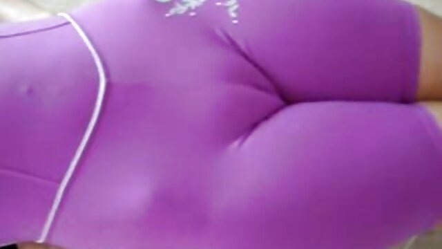 HD :  Velsmagende asiatisk babe giver et phoenix marie analsex fantastisk blowjob filmet i POV-stil Videoer 
