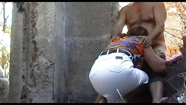HD : Ung dame har en helt naturlig krop og brutal analsex tørster efter deres jizz Videoer